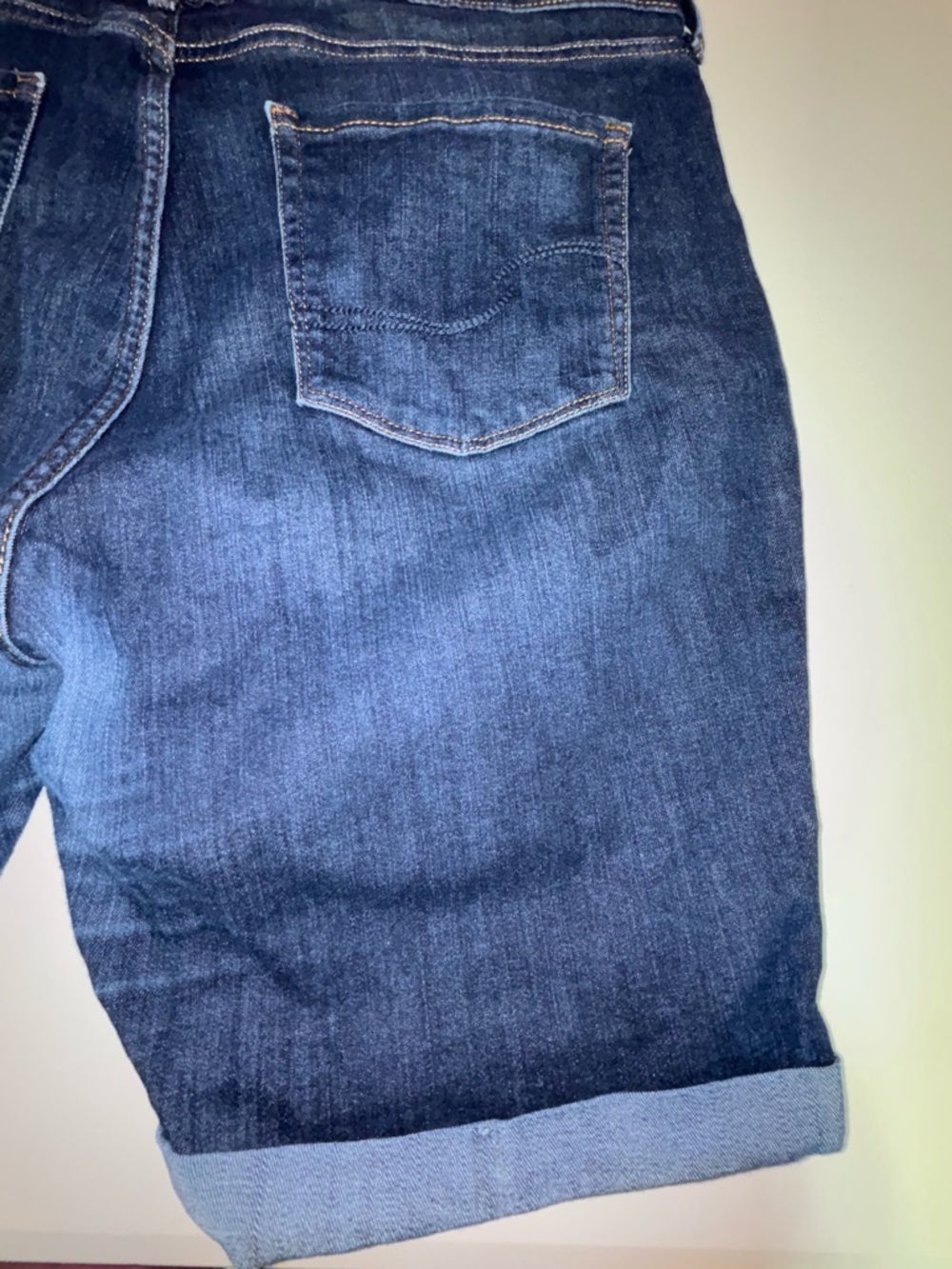 Women’s Signature Dark Blue Cropped Denim Bermuda Shorts - Picture 11 of 16